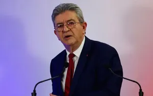 ژان-لوک ملانشون، نامزد ریاست‌جمهوری فرانسه: ما در کشوری زندگی می‌کنیم که باید از آن شرمگین باشیم