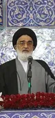 امام جمعه قم: هر گوشی تلفن همراه یک سنگر است