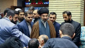 صدای آیت‌الله سید مجتبی حسینی خامنه‌ای