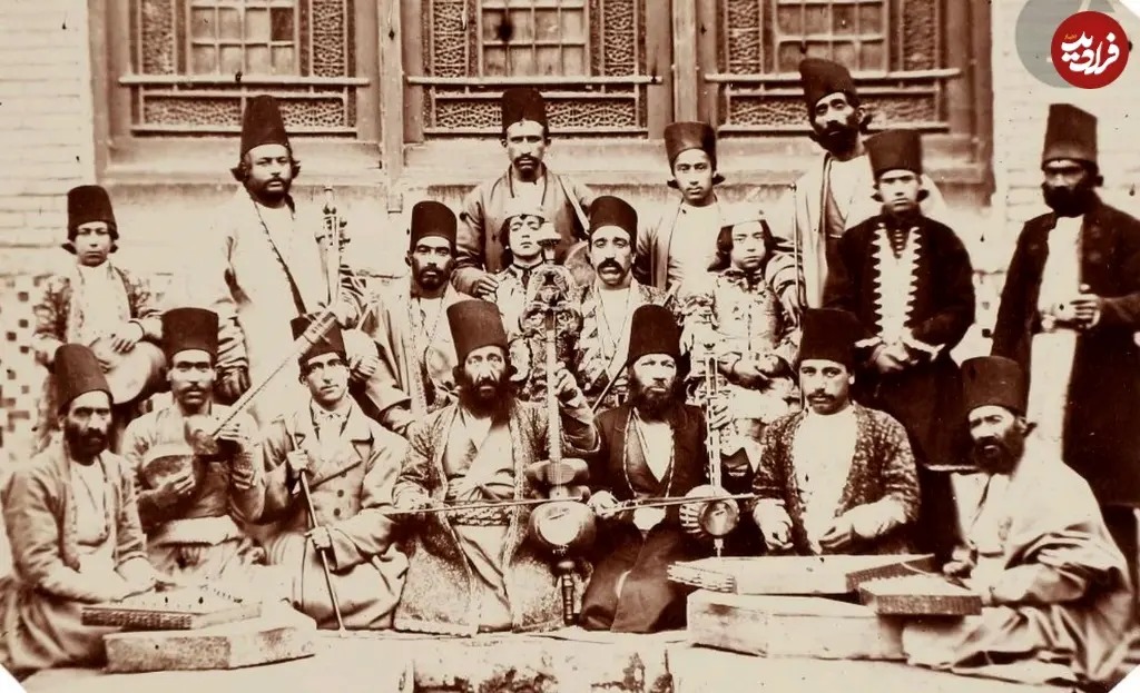 یک گروه موسیقی در ایران دوران قاجار یک گروه موسیقی در ایران دوران قاجار