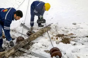 بارش برف، برق  چند شهر گیلان را قطع کرد