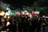 هم‌اکنون؛ حضور پرشور عزاداران در مقابل درب شماره یک مصلی