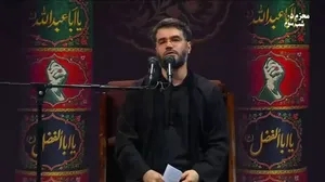مراسم عزاداری شب تاسوعا در محل شهادت آیت الله سیدعلی خامنه‌ای