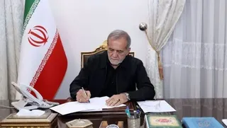 پزشکیان: تبعیت کامل از رهبری مبنای عمل دولت است/ تجلیل رئیس‌جمهور از حضور حماسی ملت در روز قدس