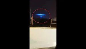 نمایش نورپردازی خیره‌کننده پهپاد‌ها در شهر هه‌فئی چین