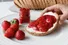 طرز تهیه مربای توت فرنگی بدون آب با تمام نکات!