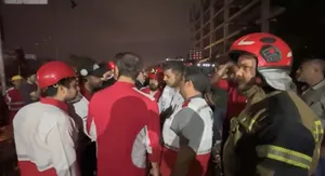 حضور ۹ تیم هلال‌احمر در عملیات جست‌وجوی مفقودین احتمالی حادثه آتش‌سوزی در پاساژ ارغوان