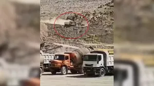 ترمز کمپرسی برید؛ واژگونی شدید در جاده سد نرگسی کازرون