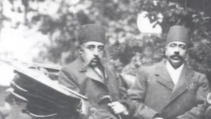 مظفرالدین شاه در حال گردش با کالسکه در شهر پاریس؛ 126 سال قبل (عکس)