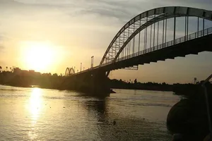 ببینید | جاری شدن آب در رودخانه کارون اهواز