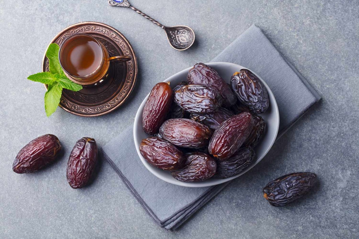 یک کاسه خرما یک کاسه خرما