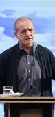 پزشکیان: جنگی که اکنون با آن مواجهیم، صرفاً با تفنگ و موشک حل نمی‌شود؛ اگرچه آن تهدیدها هم وجود دارد، اما بدتر از آن، وضعیت اقتصادی است که رقم زده‌اند