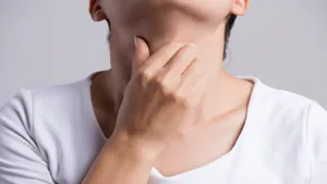راه حل از بین بردن خلط پشت حلق چیه؟