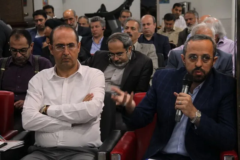 وضعیت توزیع کاغذ نشریات در یک ماه گذشته	