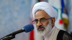 نماینده ولی فقیه در سپاه: پیام‌های رهبری خشم و انفعال دشمنان را رقم می‌زند