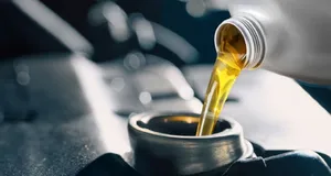 آیا ترکیب روغن موتور تازه و قدیمی به خودرو آسیب می‌زند؟
