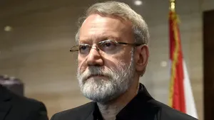 گوشه‌هایی از زندگی شهید علی لاریجانی