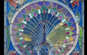 دم طاووس در قاب آرت نووو؛ یادگاری باشکوه از 1900 (عکس)