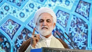 هشدار محسنی اژه ای به وحدت شکنان؛ با حرف‌هایتان دشمن را خیالاتی نکنید