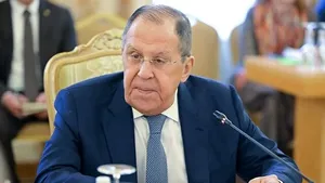 لاوروف: جنگ علیه ایران باید فورا متوقف شود