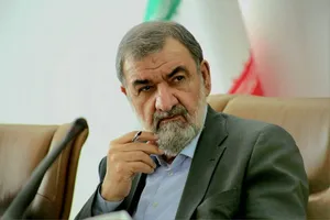محسن رضایی: صدای شکستن استخوان‌های آمریکا به گوش جهانیان خواهد رسید