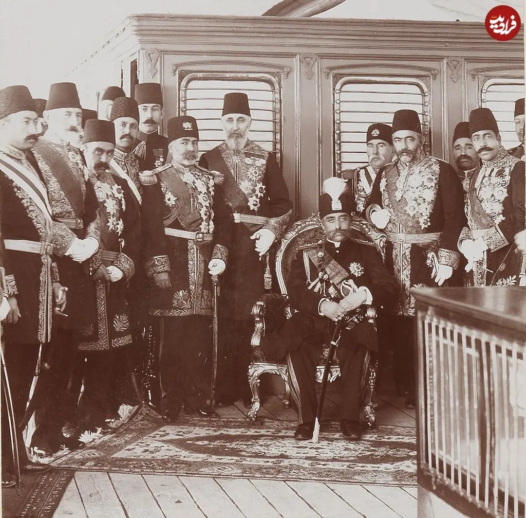 عکس یادگاری مظفرالدین شاه در دربار عثمانی