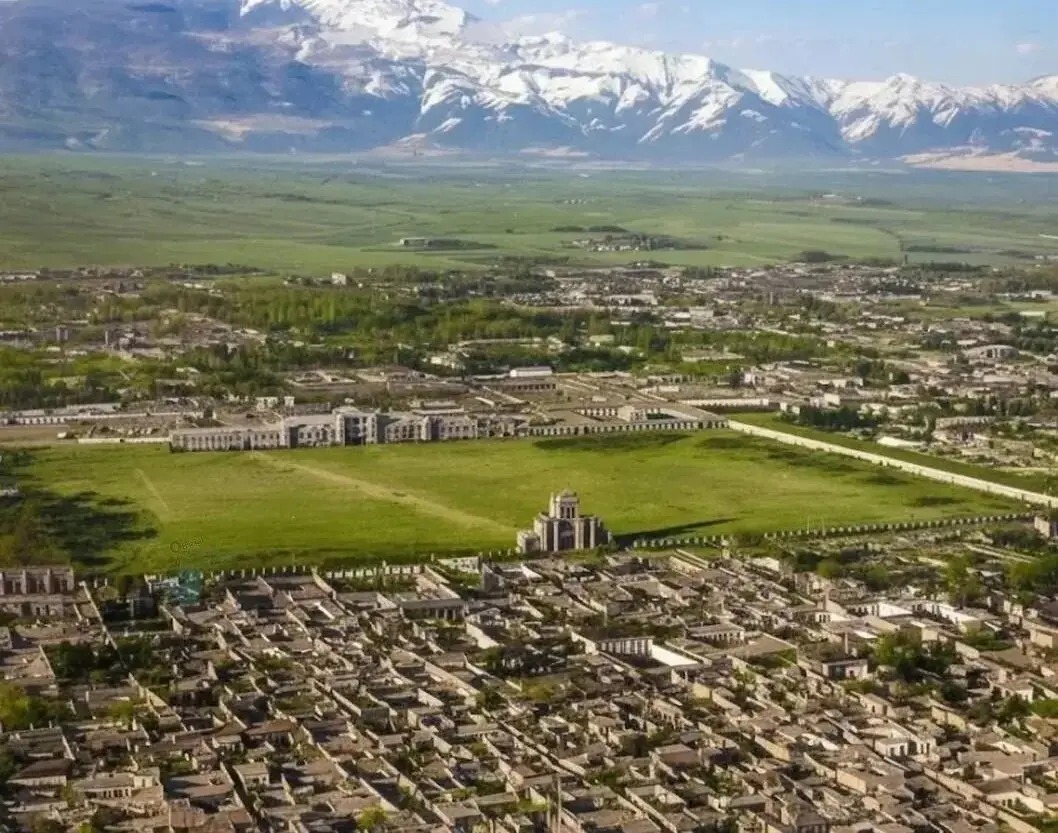 اینجا تهران است، ۱۰۰ سال پیش! اینجا تهران است، ۱۰۰ سال پیش!