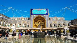 نصب کتیبه‌های ولادت امام حسن عسکری علیه السلام در حرم رضوی