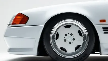 چرا این مرسدس بنز SL 60 AMG دهه ۹۰ یک شاهکار استثنایی است؟ (+عکس)
