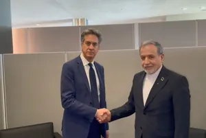 دیدار عراقچی و وزیر امورخارجه انگلیس در سازمان ملل