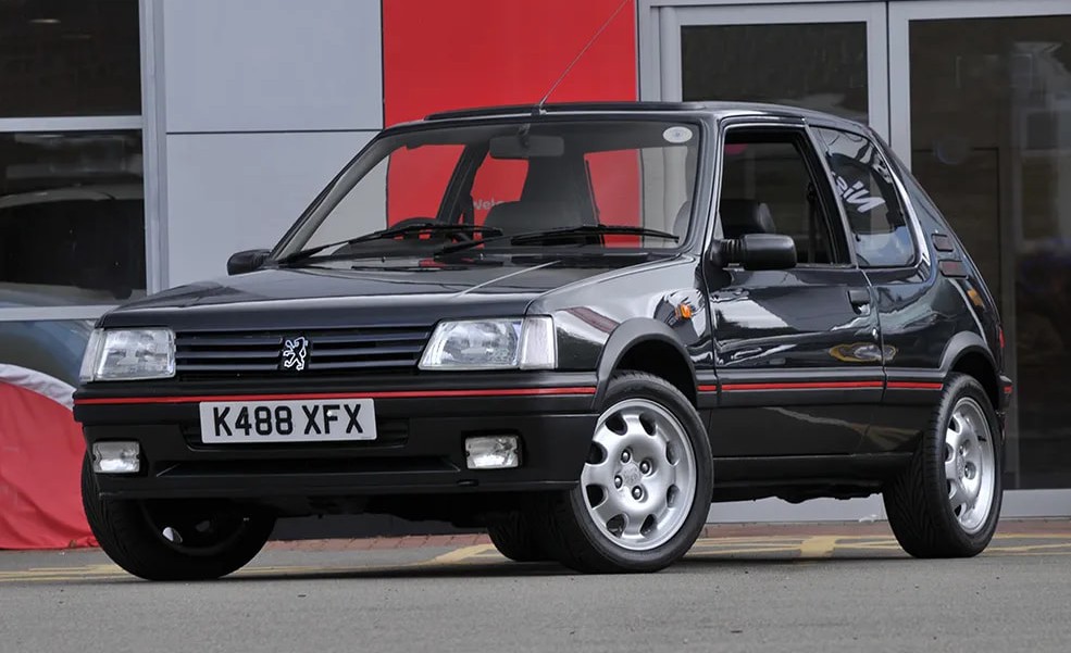پژو 205 GTI پژو 205 GTI
