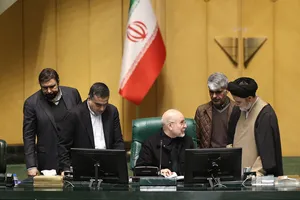 منظور نبویان از «کودتا» چیست؟ / صداوسیما چگونه به مخالفان تفاهم ایران و آمریکا کمک کرد؟