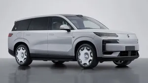 BYD با دو شاسی بلند دنزا بهبود یافته وارد میدان رقابت می شود (+تصاویر)