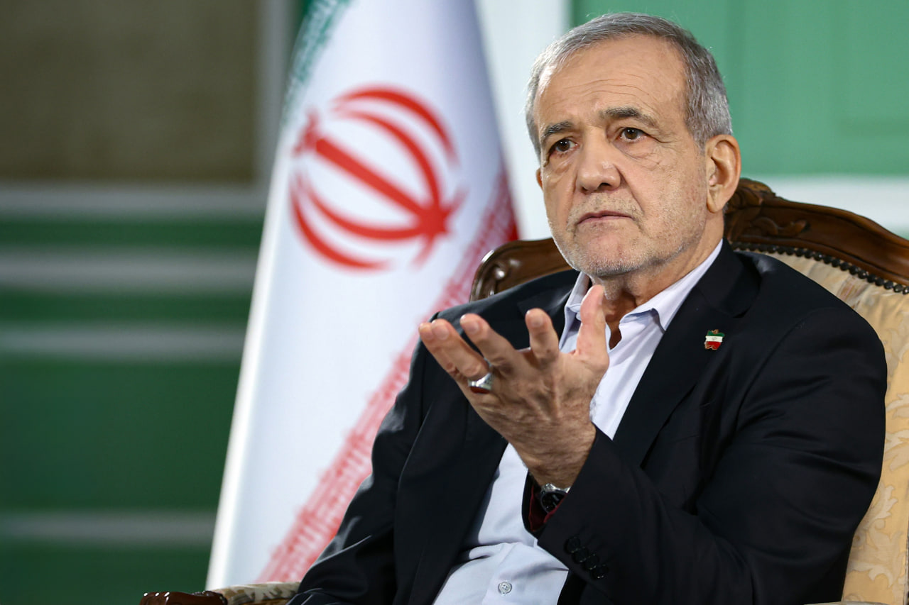 پزشکیان به سوال اصلی پاسخ نداد: به جنگ نزدیکیم یا صلح؟ پزشکیان به سوال اصلی پاسخ نداد: به جنگ نزدیکیم یا صلح؟