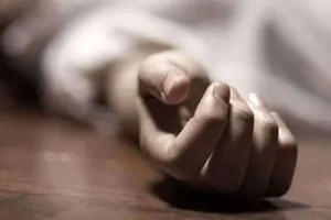 پدر، دختر ۲۰ ساله‌اش را در شیراز خفه کرد