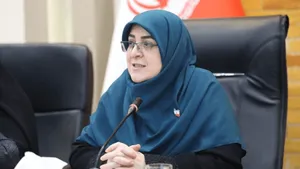 سخنگوی دولت: درباره قیمت بنزین هنوز به جمع‌بندی نهایی نرسیده‌ایم