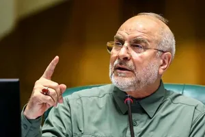 قدردانی رئیس مجلس از شکل‌گیری دفاع ملی با نود میلیون جان