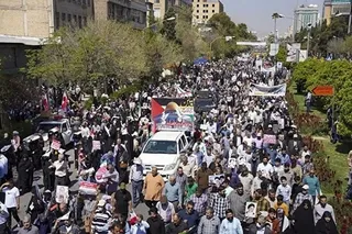 لحظه حمله به مردم حین راهپیمایی روز قدس