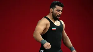 فرمانده انتظامی استان اعلام کرد؛ تسلیم شدن متهمان درگیری مرگبار ایلام به پلیس / حضور قهرمان سابق وزنه‌برداری جهان در میان متهمان و انتقال به زندان
