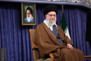 گفت‌وگوی تلفنی رهبر شهید انقلاب با همسر شهید رئیسی پیش از تأیید خبر شهادت