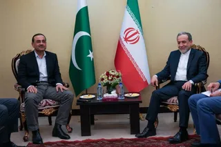 دیدار فرمانده ارتش پاکستان با وزیر امور خارجه