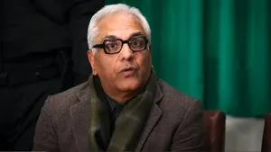 شوخی «مرد سه هزار چهره» با سروش صحت و مجتبی شکوری