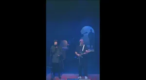 اجرای خواننده زن در کنسرت تهران