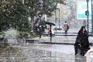 هشدار نارنجی برای ۲۵ استان/  احتمال جاری شدن سیل، پرهیز از کوهنوردی، توقف کنار رودخانه ها و سفرهای غیرضروری